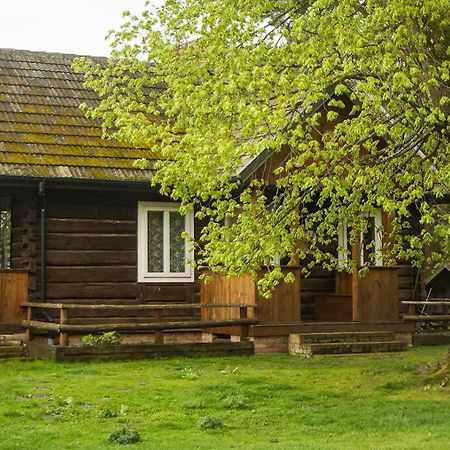 Вилла Grenlanda Ulanow Экстерьер фото